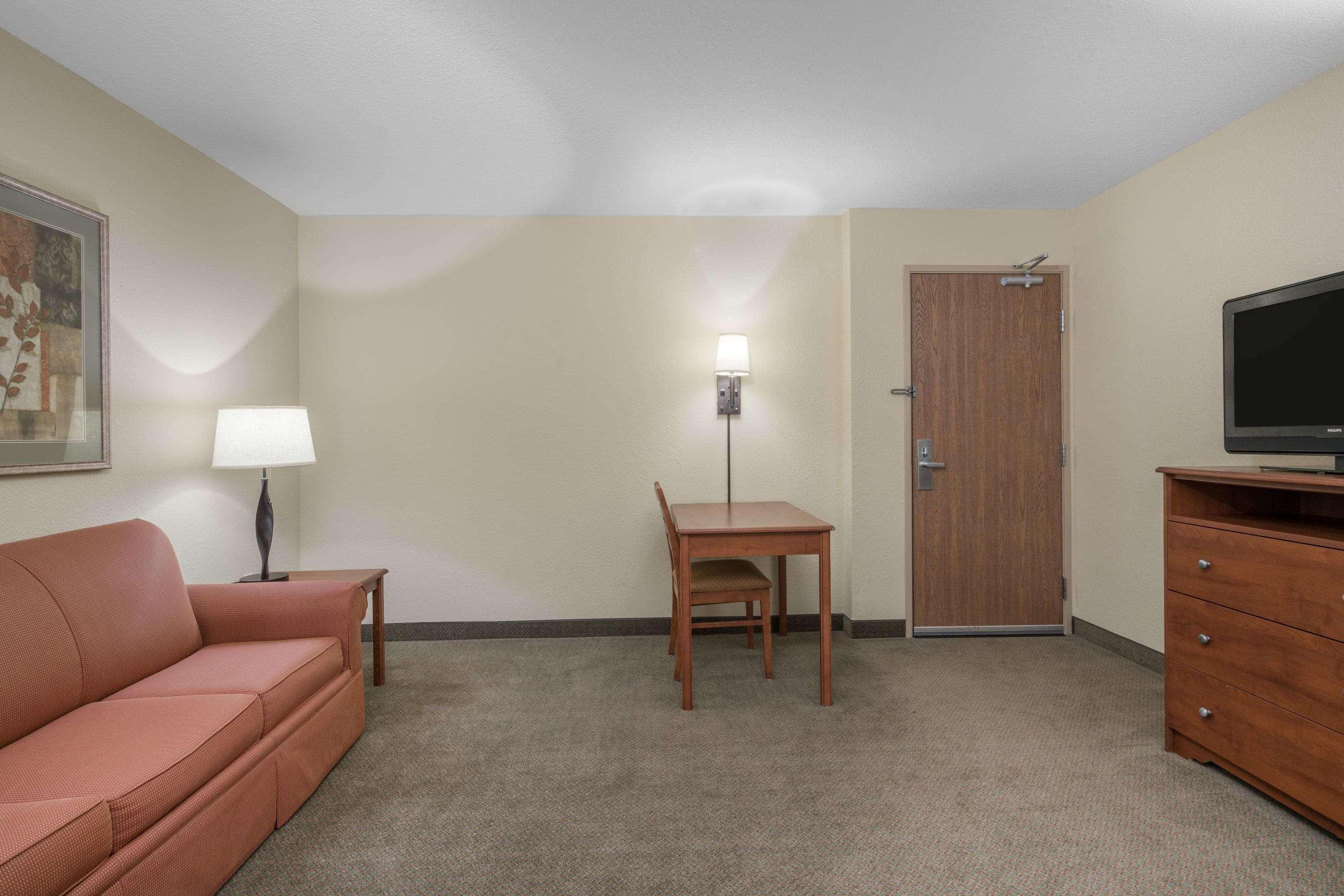 Americinn By Wyndham Newton Dış mekan fotoğraf