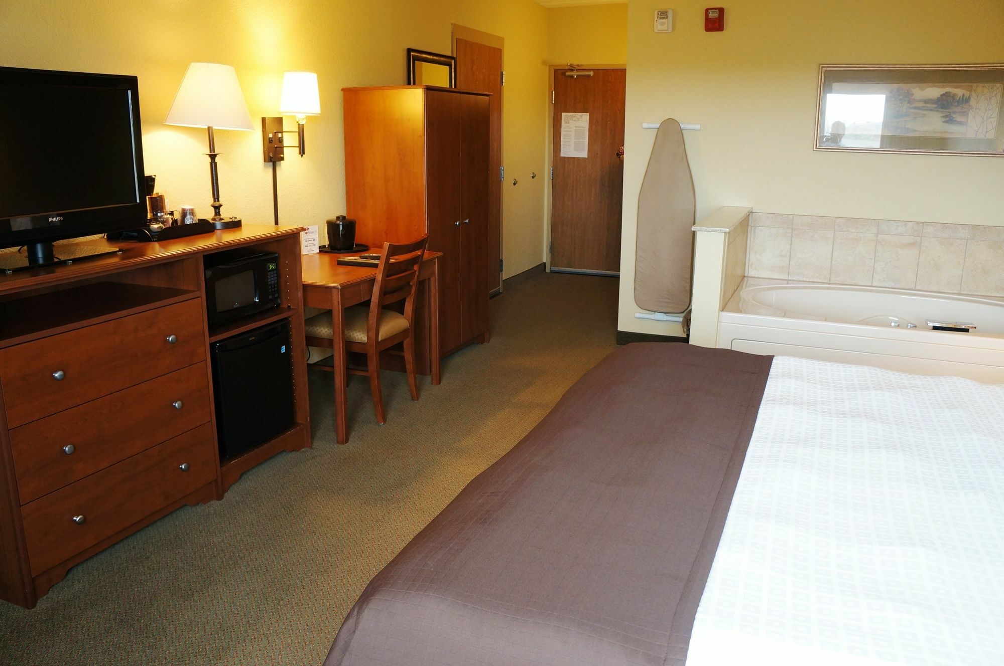 Americinn By Wyndham Newton Dış mekan fotoğraf