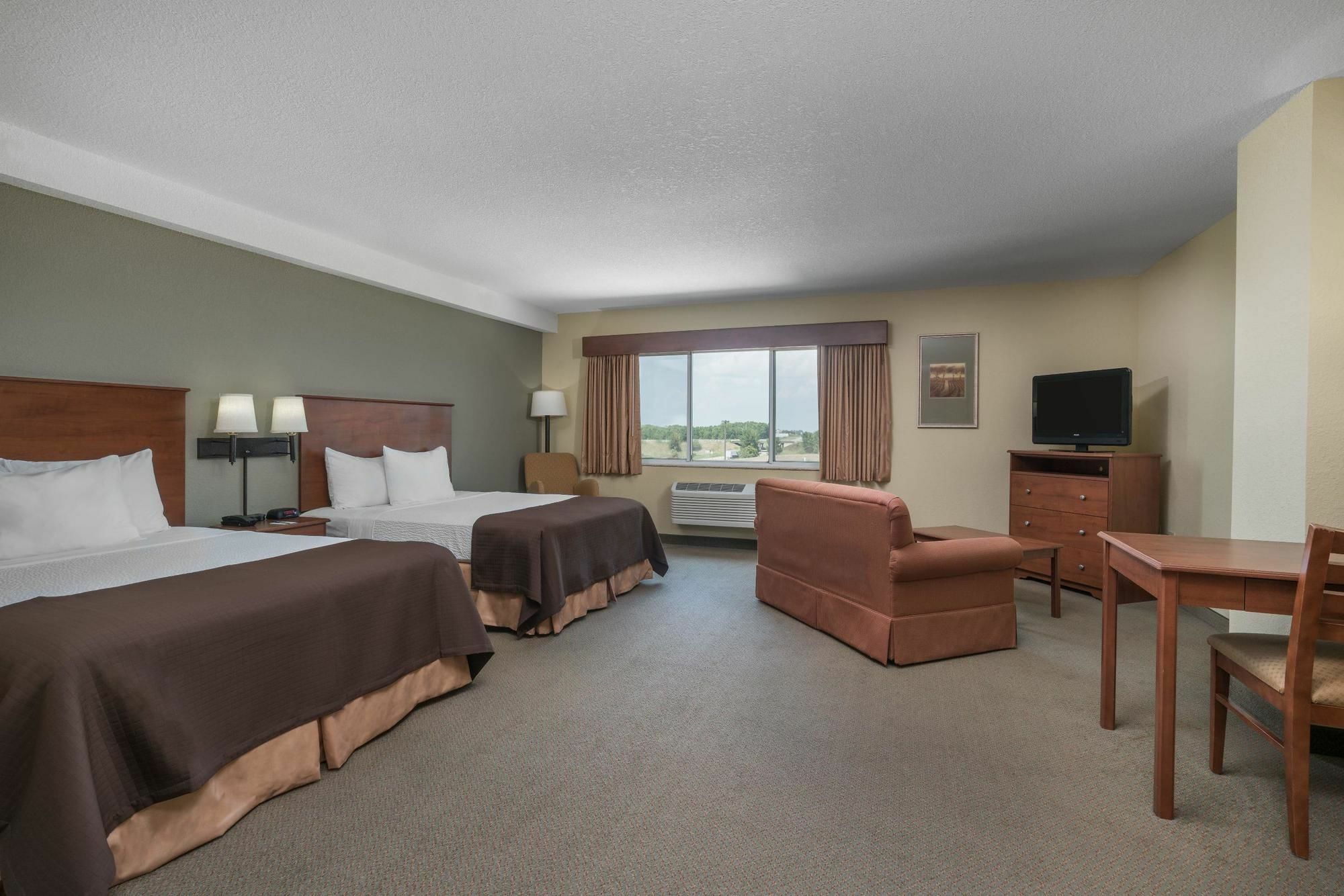 Americinn By Wyndham Newton Dış mekan fotoğraf