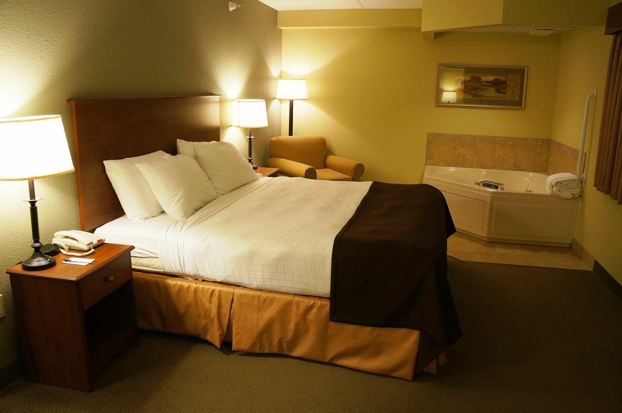 Americinn By Wyndham Newton Dış mekan fotoğraf