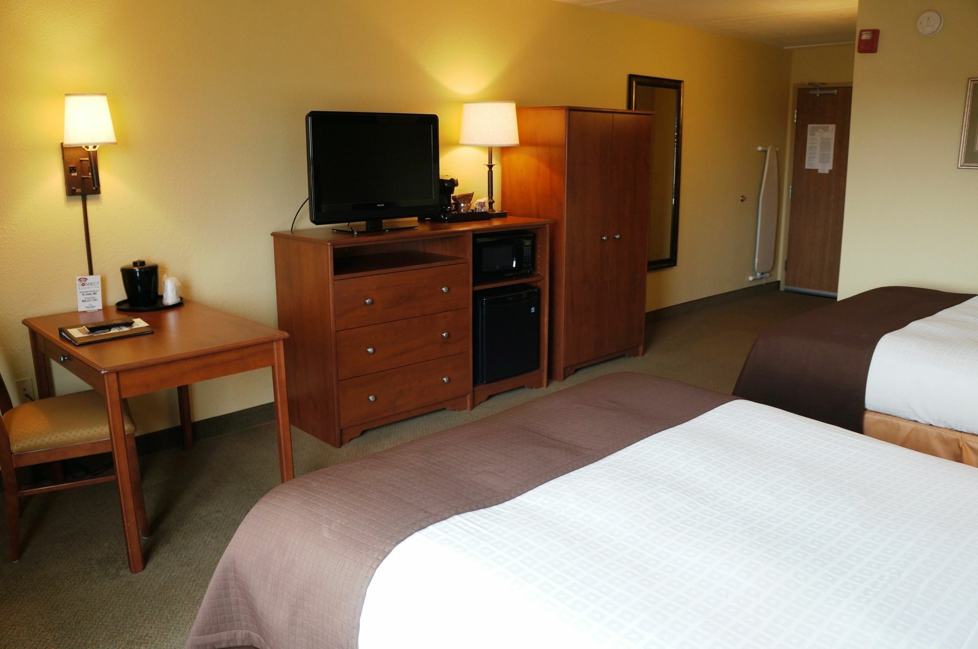 Americinn By Wyndham Newton Dış mekan fotoğraf